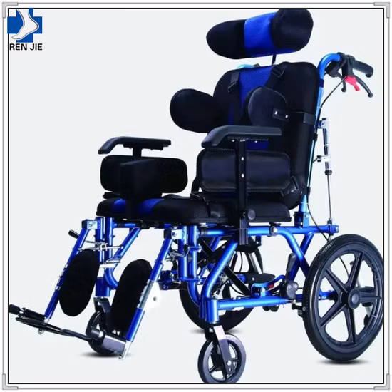 Легкая складная электрическая инвалидная коляска-коляска для пожилых людей.